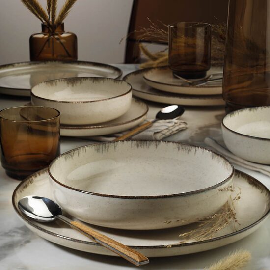 Moderna Dotti asztali szervíz, 24 db, 6 személyes, porcelán, fahéj, kutahya porcelán